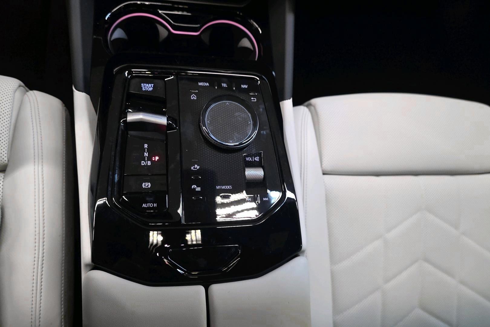 BMW i5 20