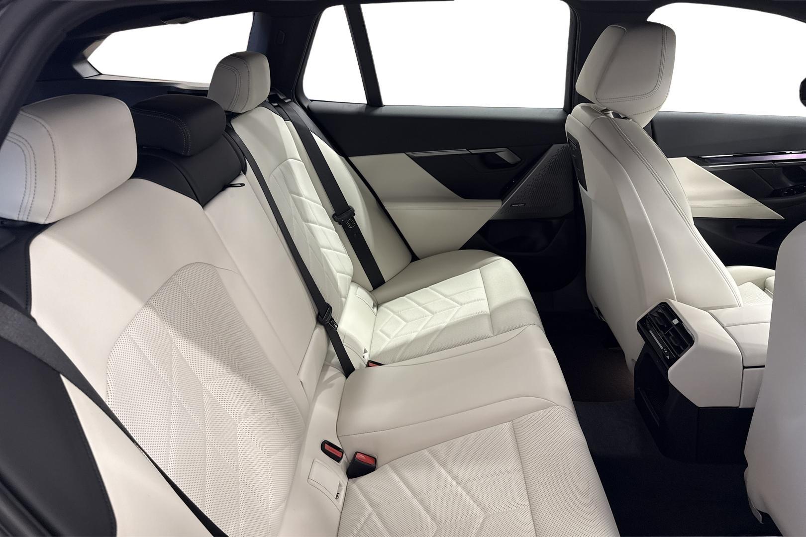 BMW 530 2025