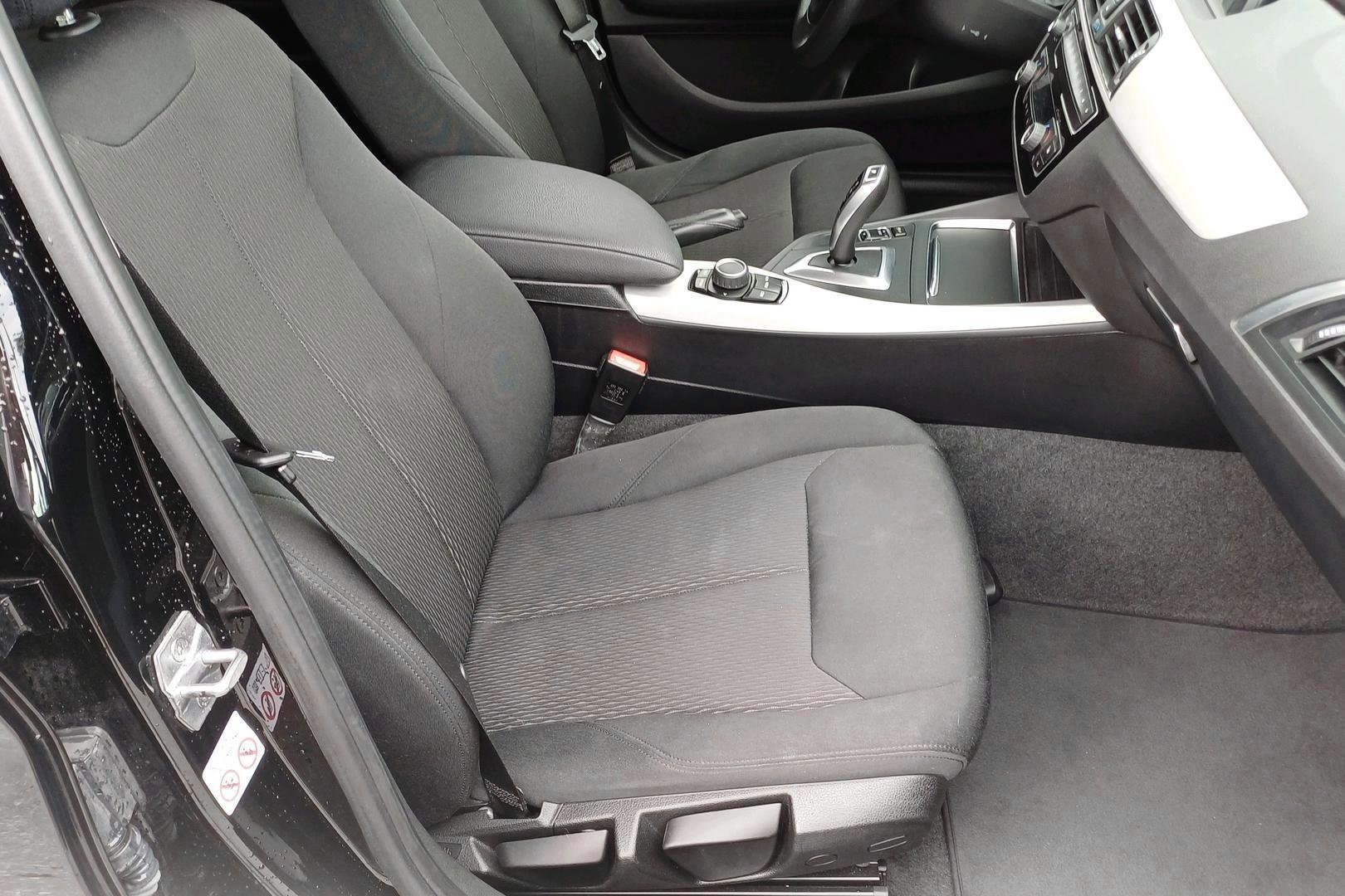 BMW 118 2019