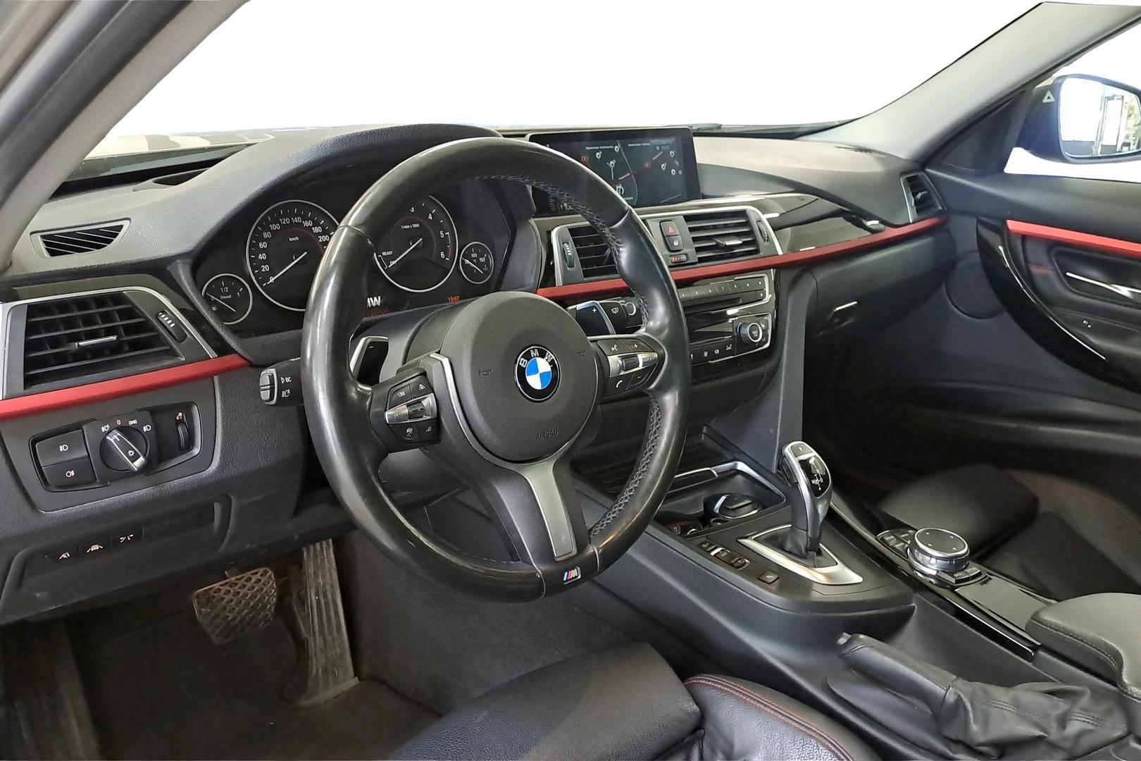 BMW 320 2016