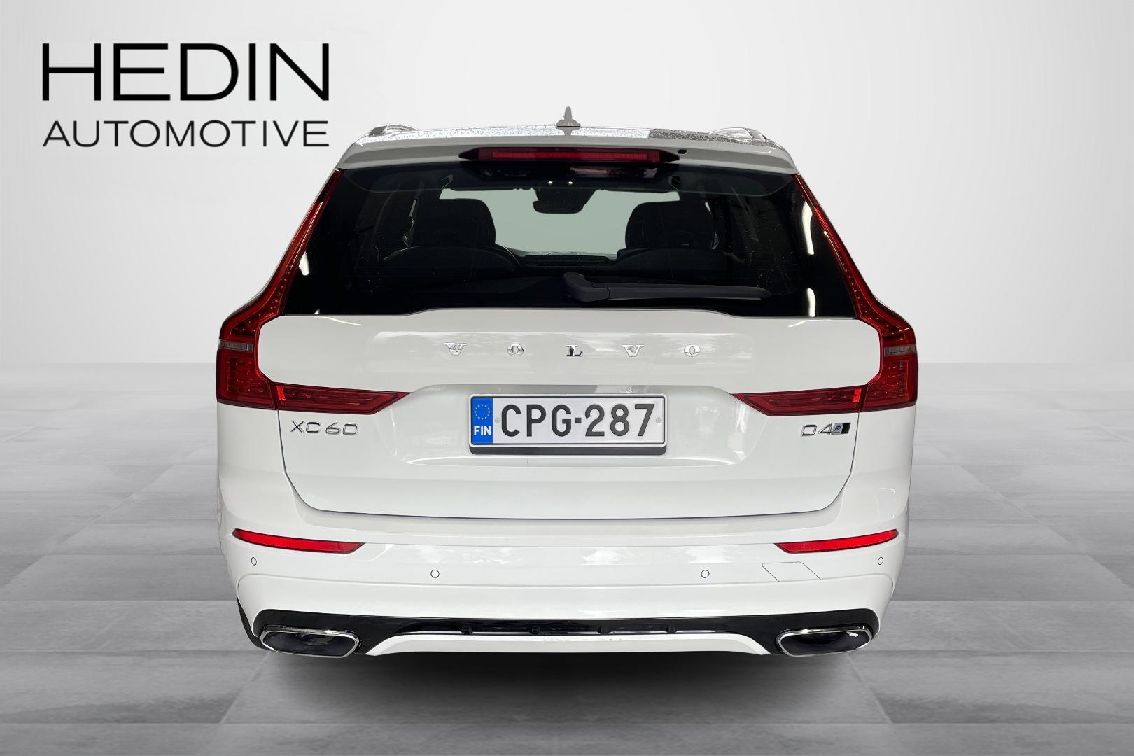 VOLVO XC60 2018