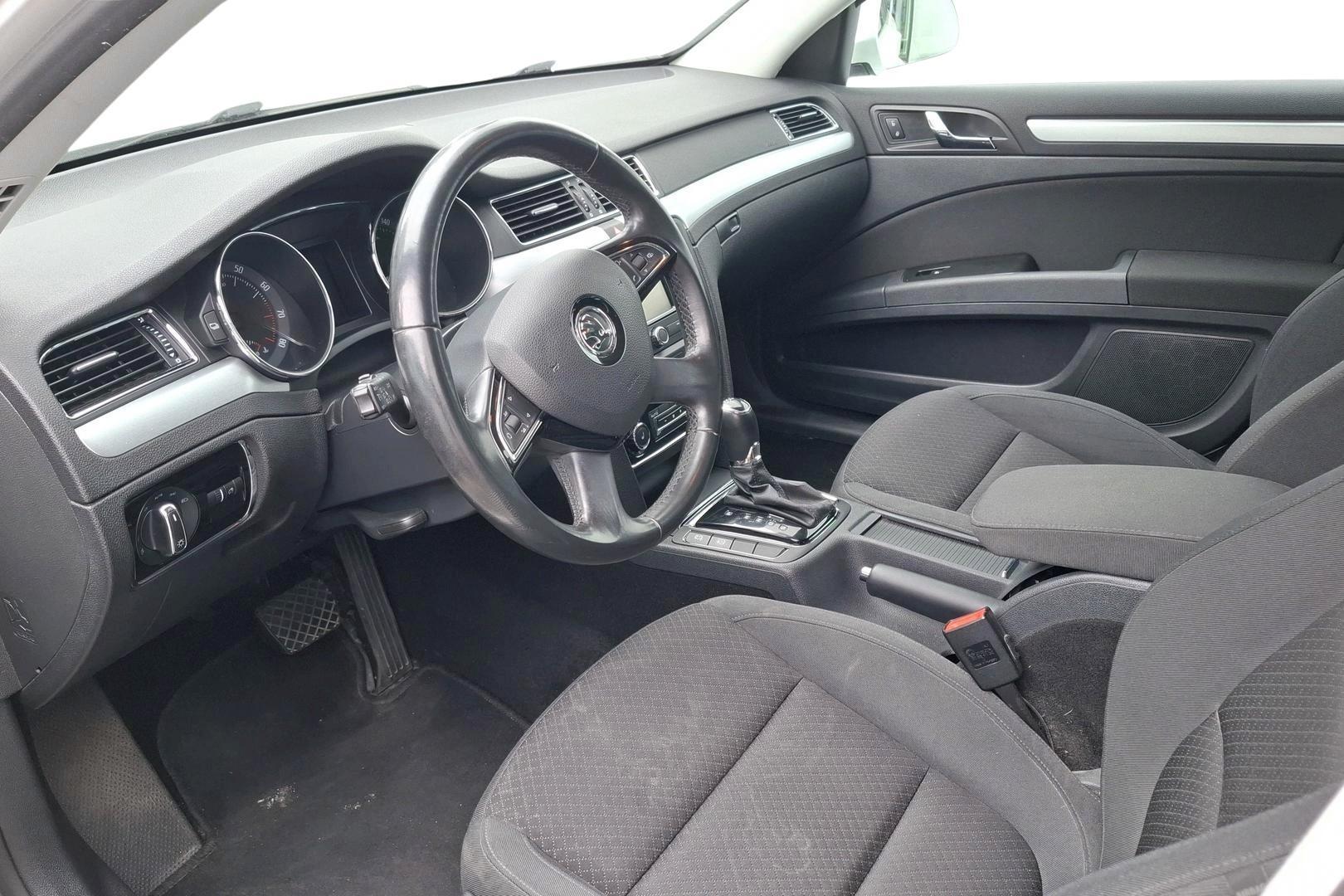 Skoda Superb 2014