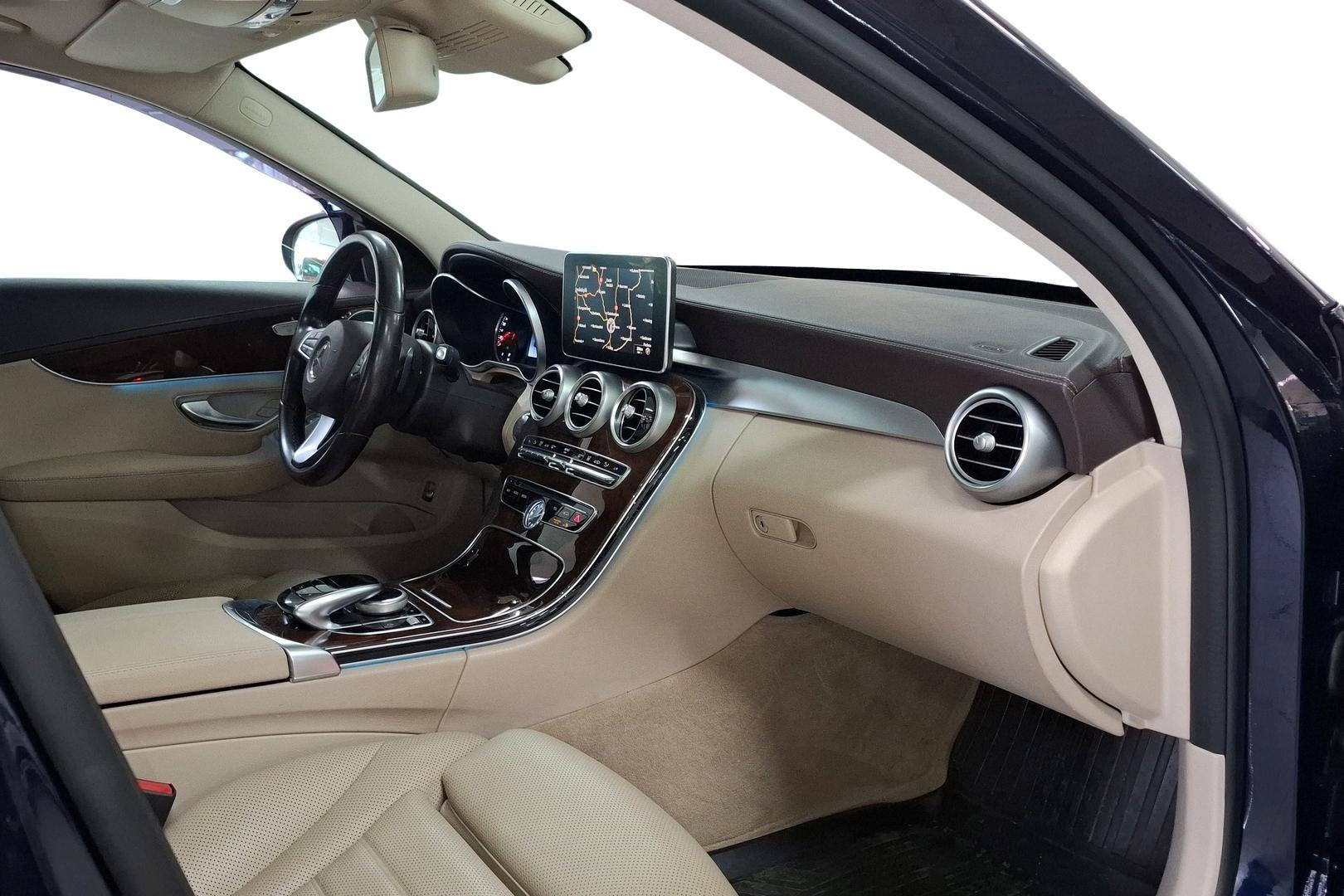 Mercedes-Benz C 2016