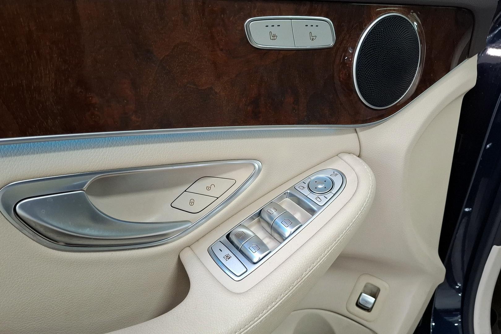 Mercedes-Benz C 2016