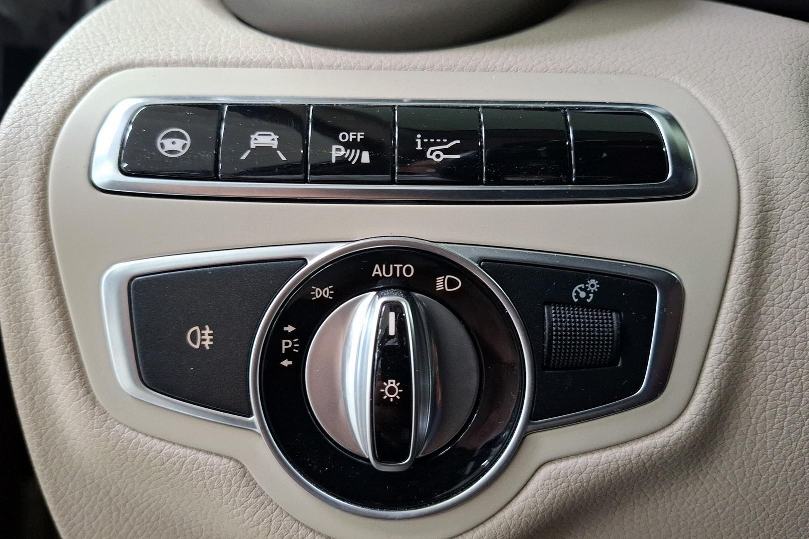 Mercedes-Benz C 2016