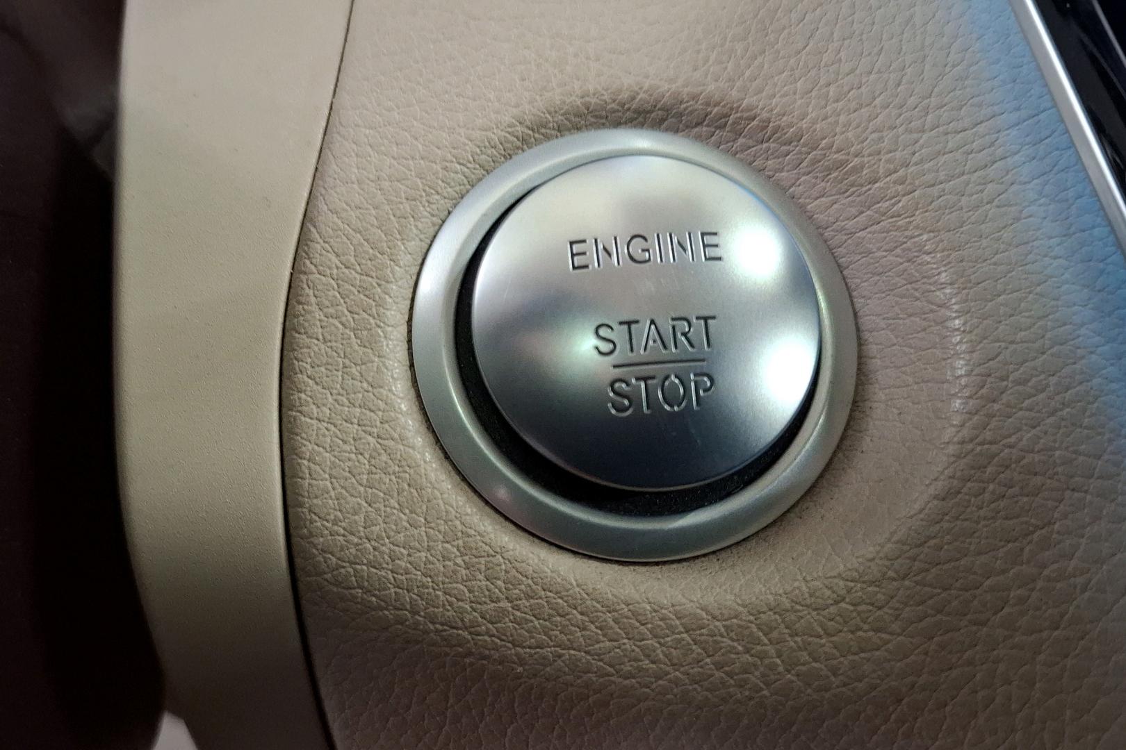 Mercedes-Benz C 2016