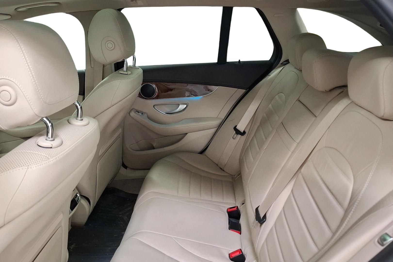 Mercedes-Benz C 2016