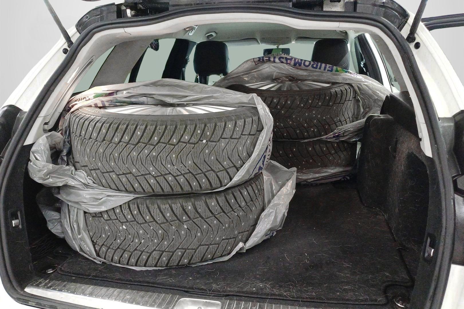MERCEDES-BENZ C 2020