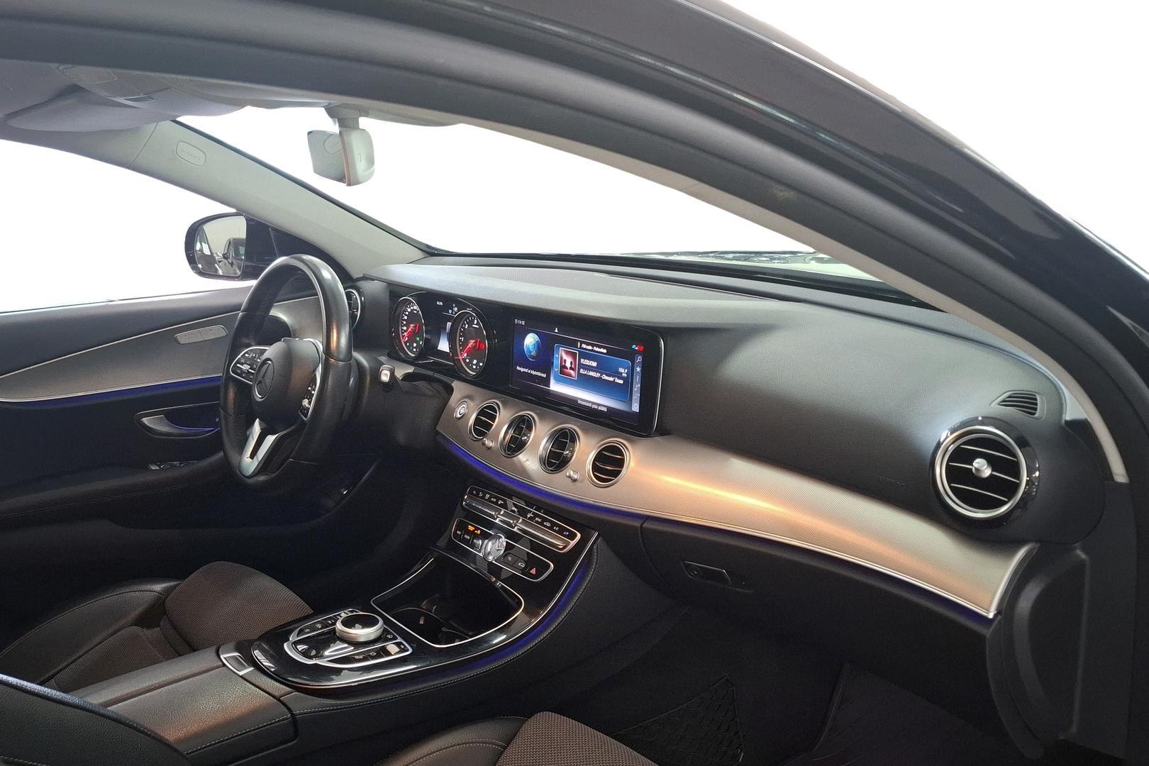 MERCEDES-BENZ E 2018
