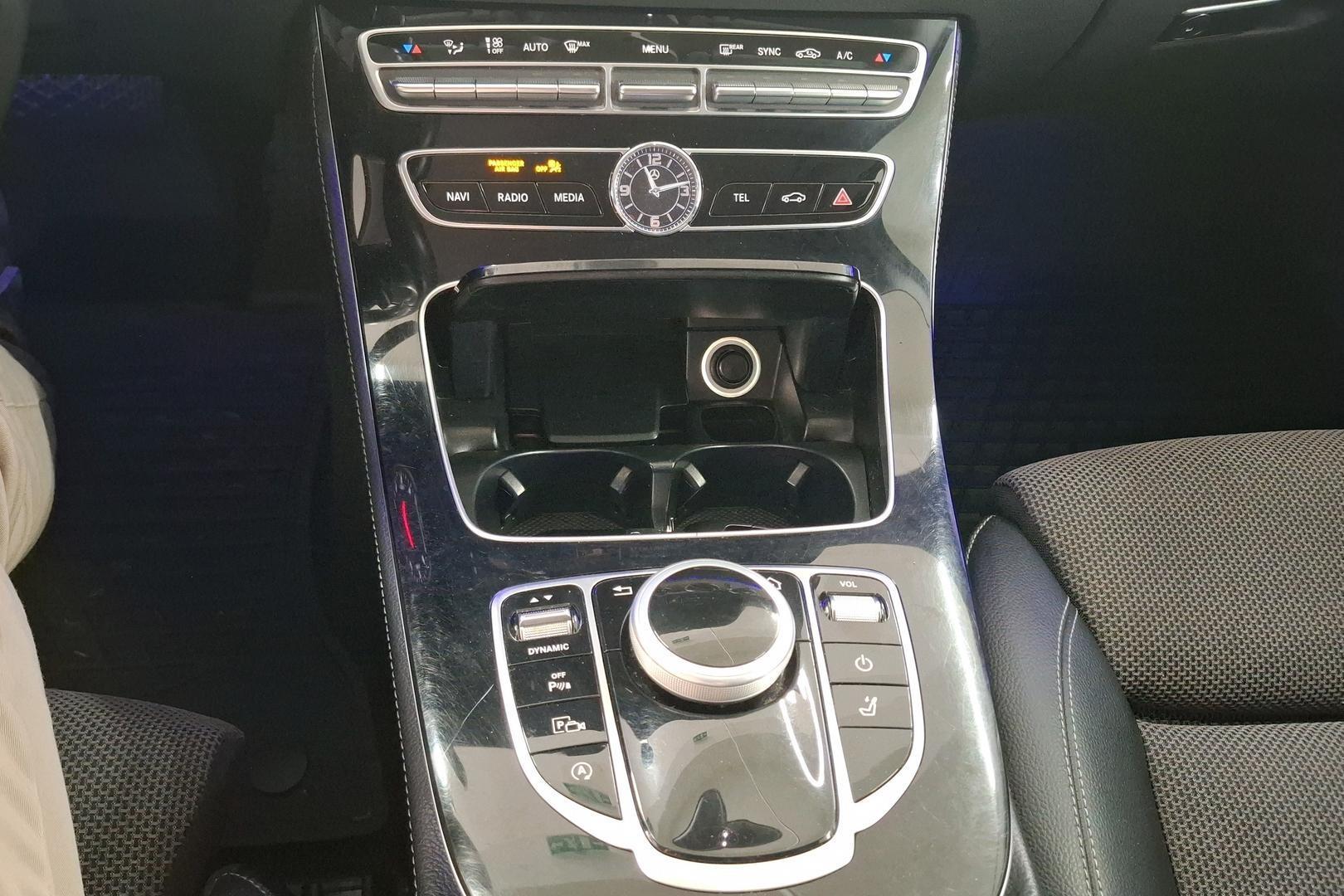 MERCEDES-BENZ E 2018