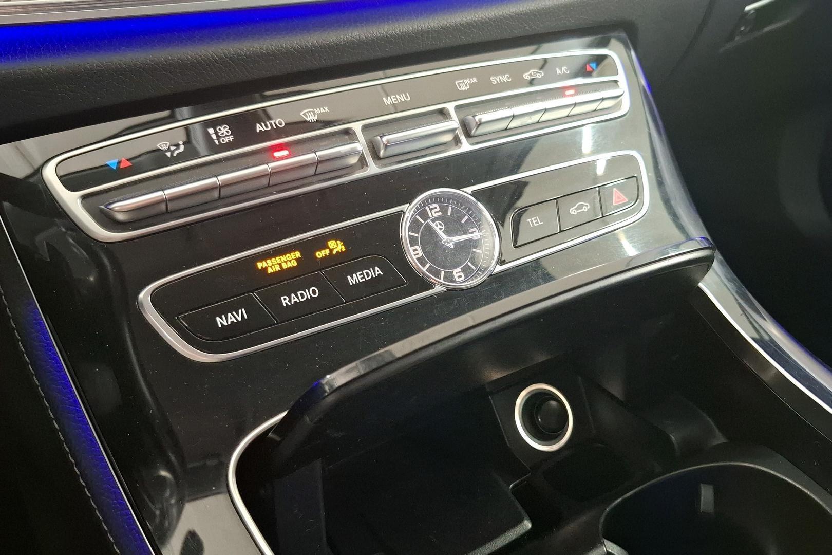 MERCEDES-BENZ E 2018