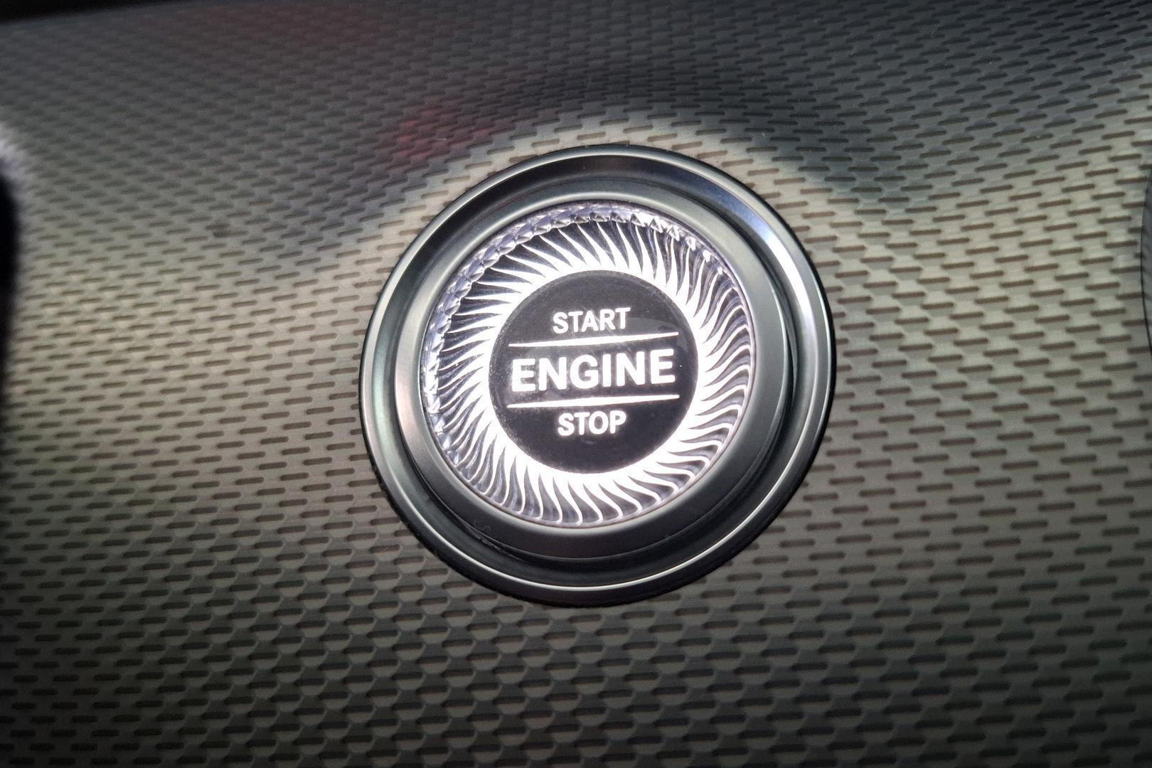MERCEDES-BENZ E 2018