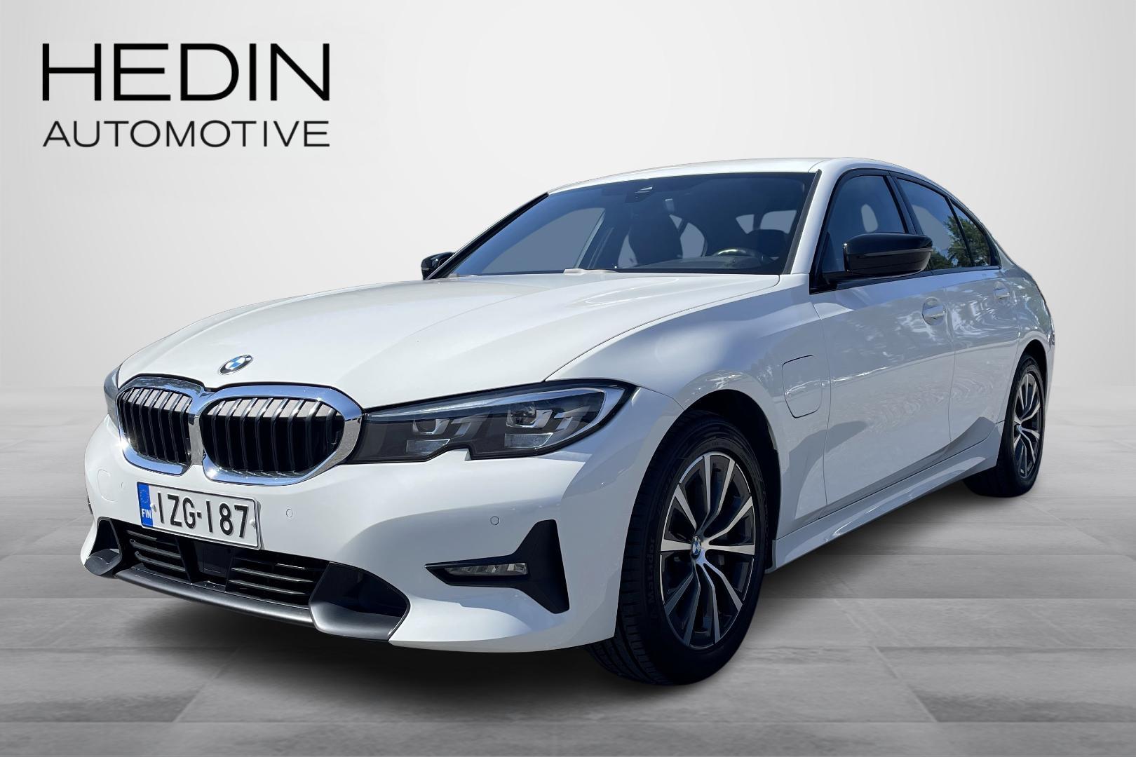BMW 330 2021