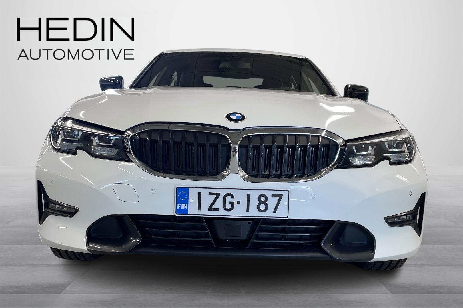 BMW 330 2021