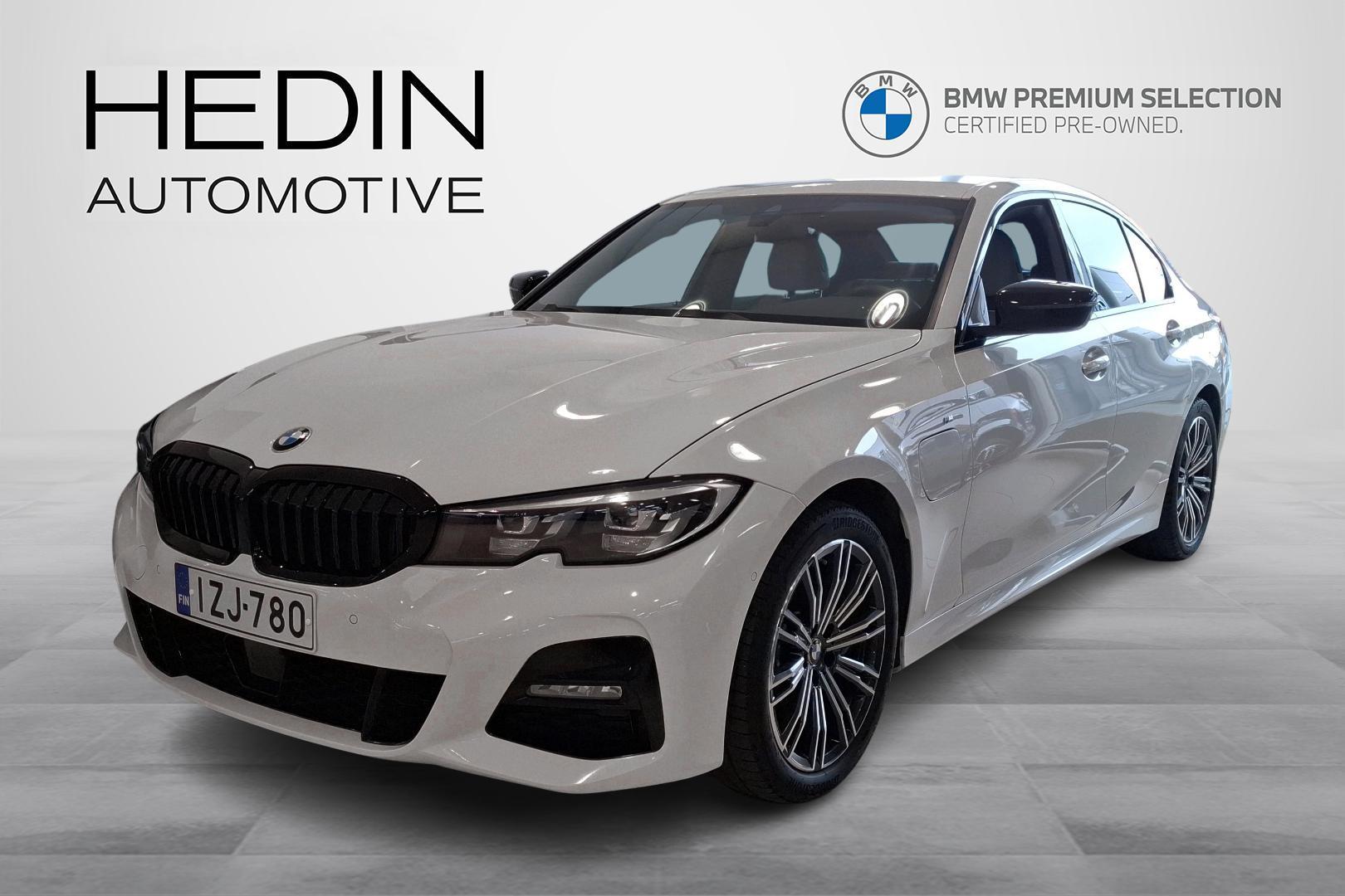 BMW 330 2021