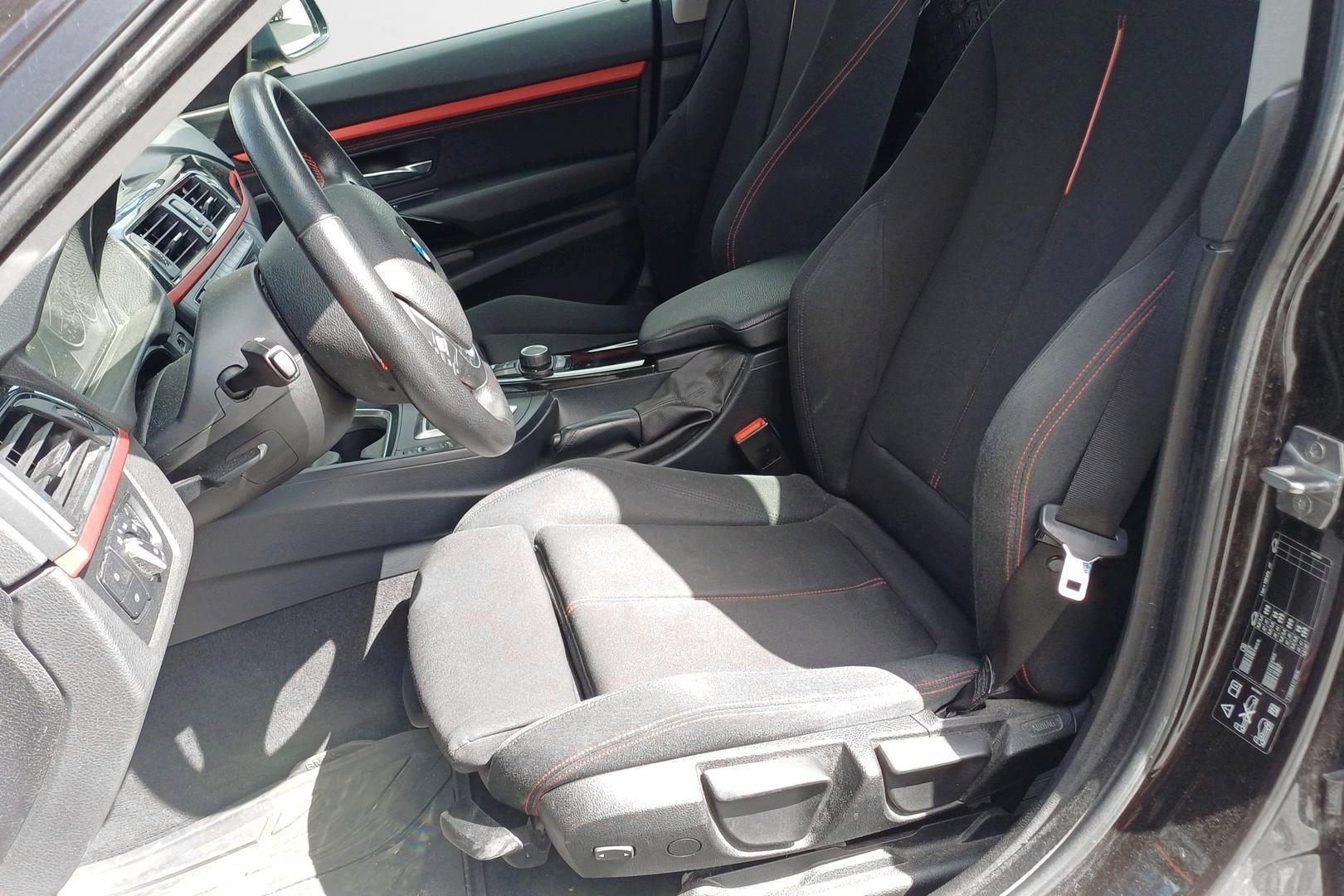 BMW 320 Gran Turismo 2015