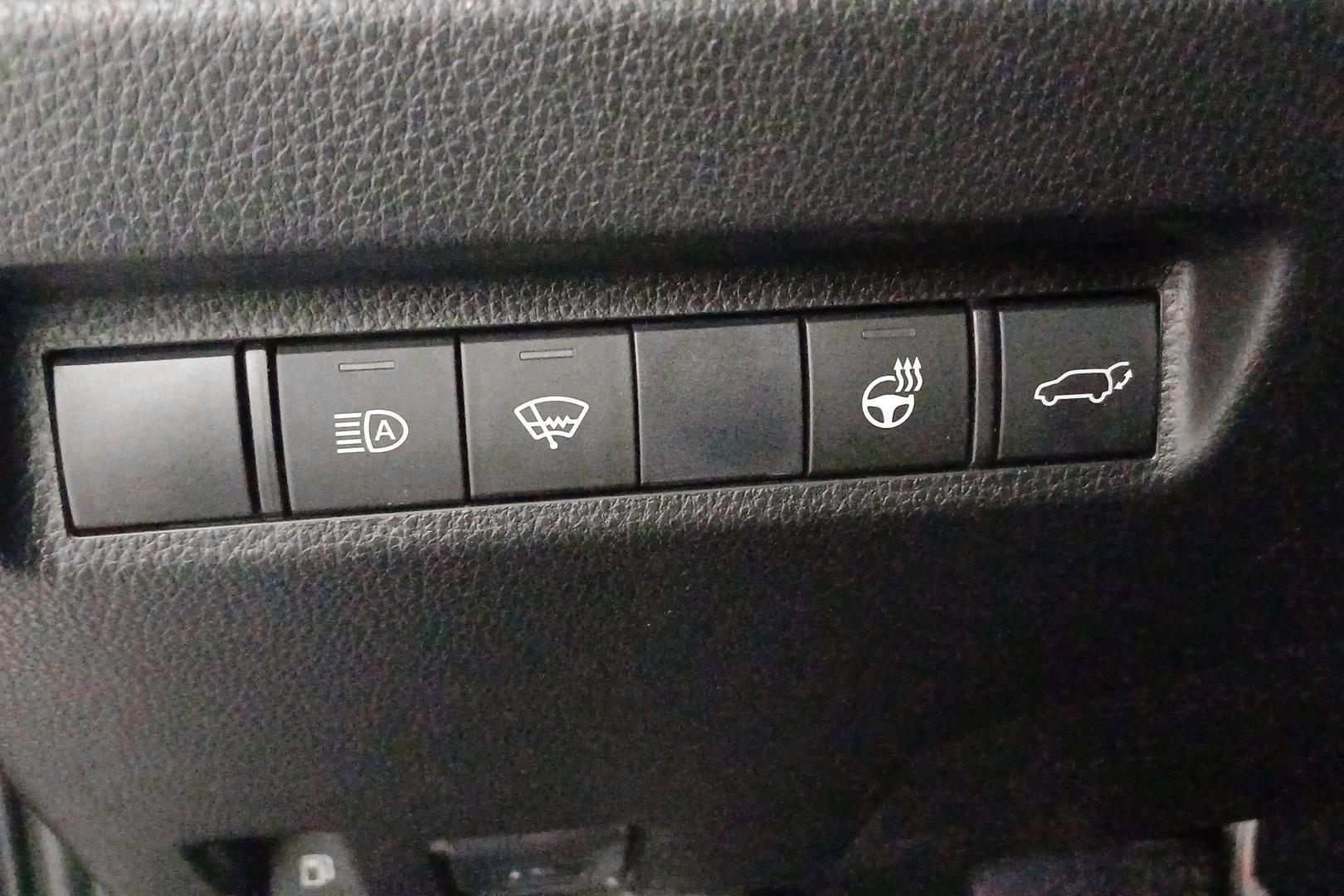 TOYOTA RAV4 2021