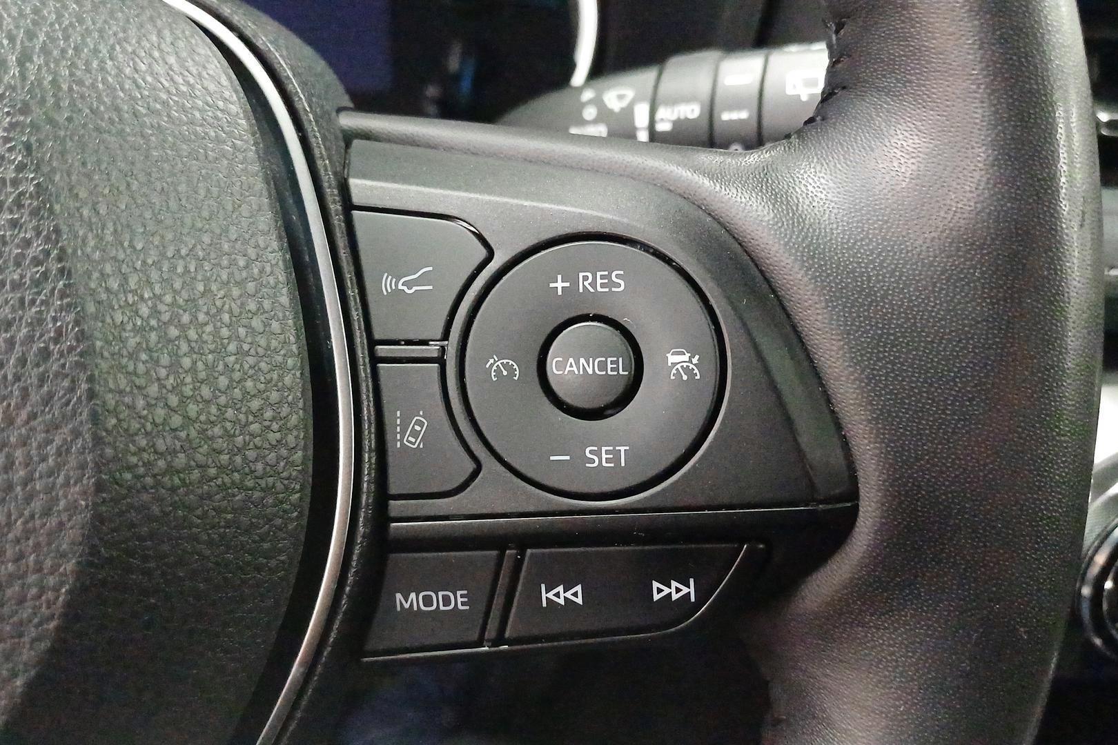 TOYOTA RAV4 2021