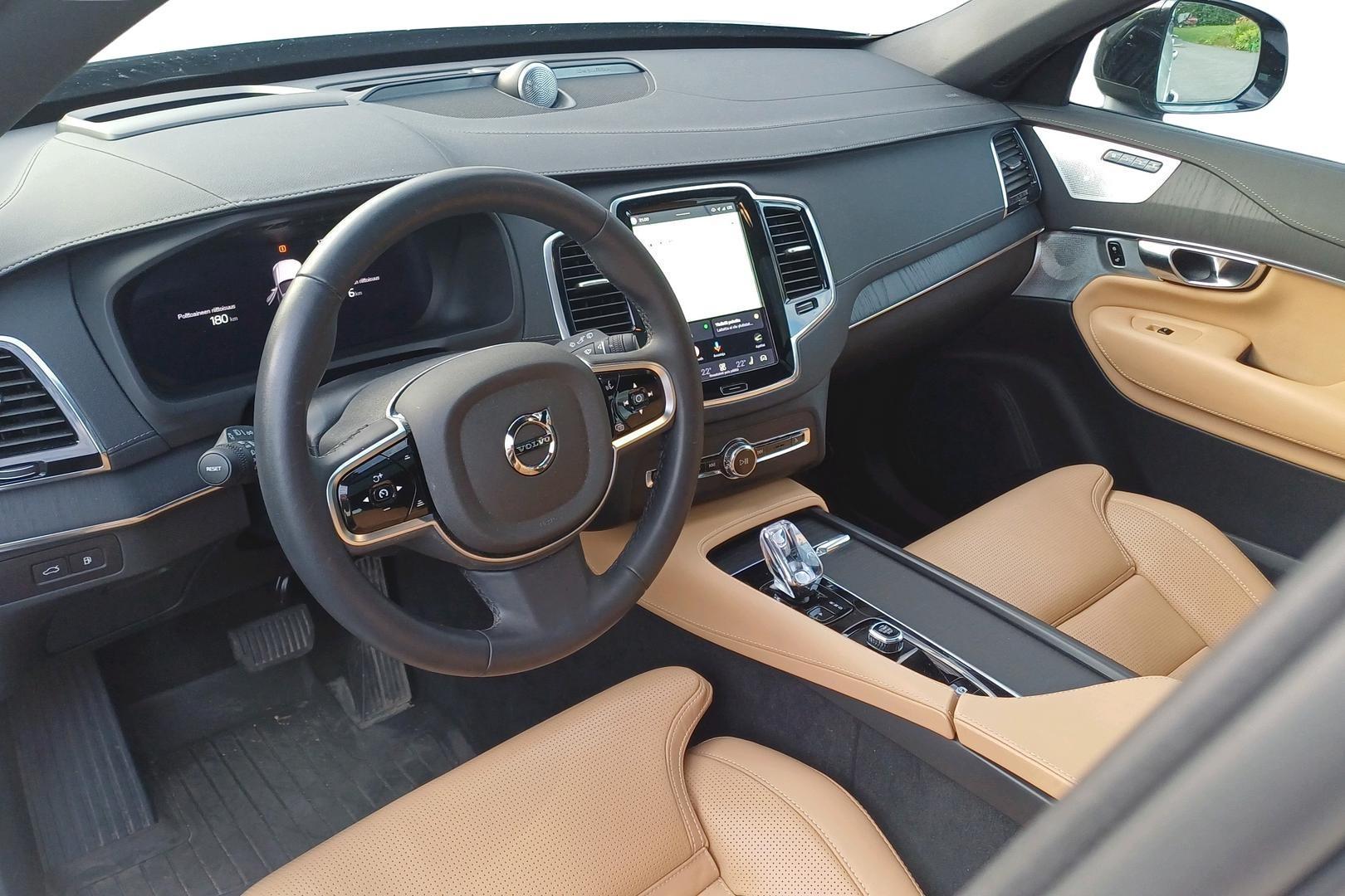 VOLVO XC90 2025