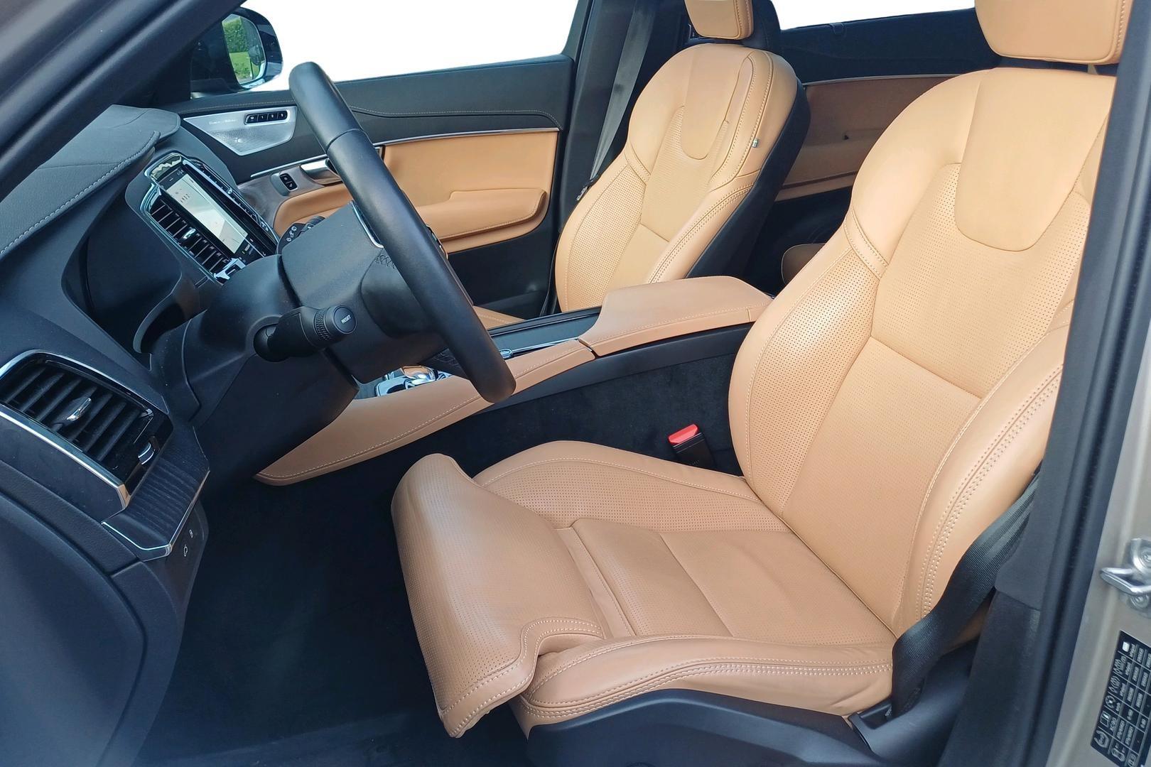VOLVO XC90 2025