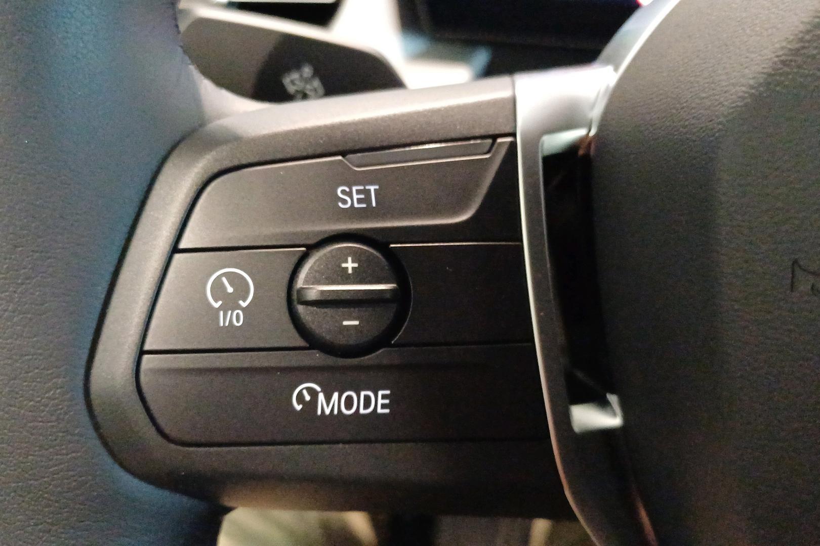 BMW iX1 2026
