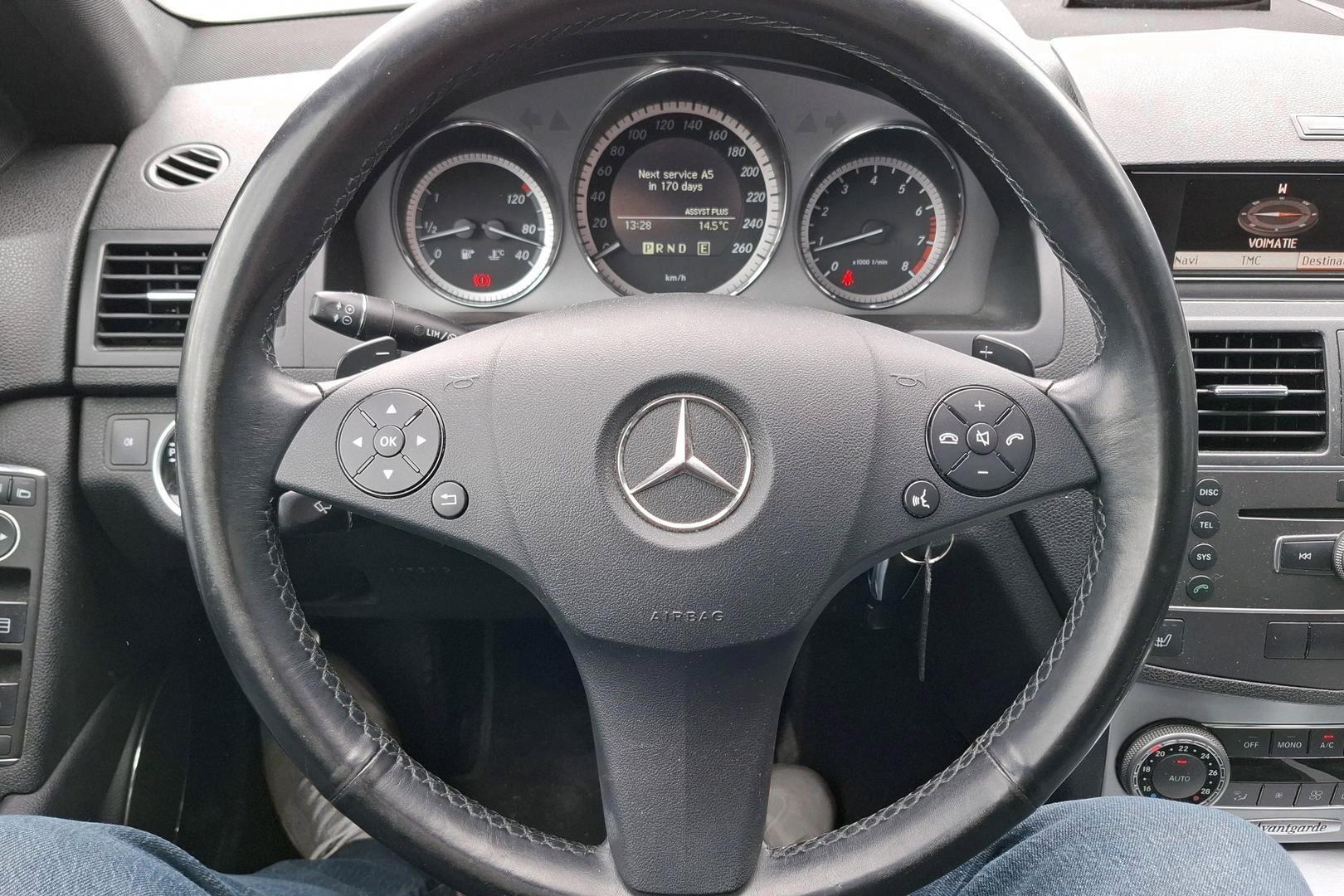 Mercedes-Benz C 2011