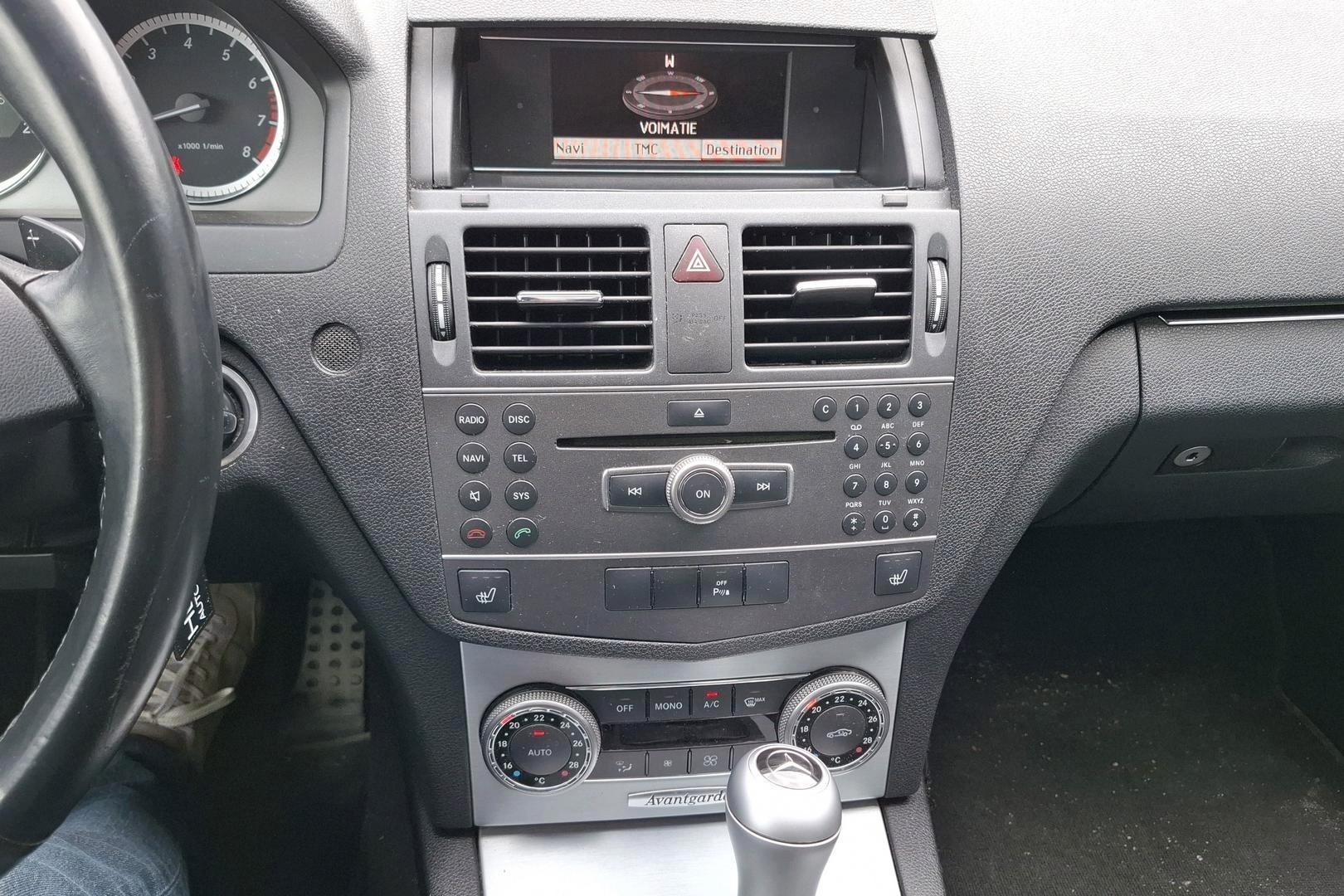 Mercedes-Benz C 2011