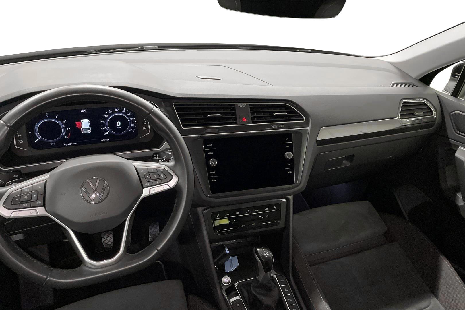 VOLKSWAGEN Tiguan 2023