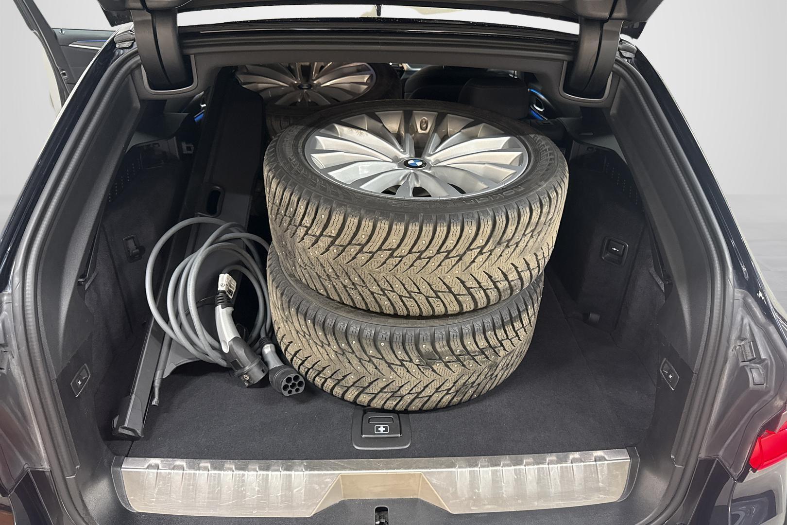 BMW 530 2024