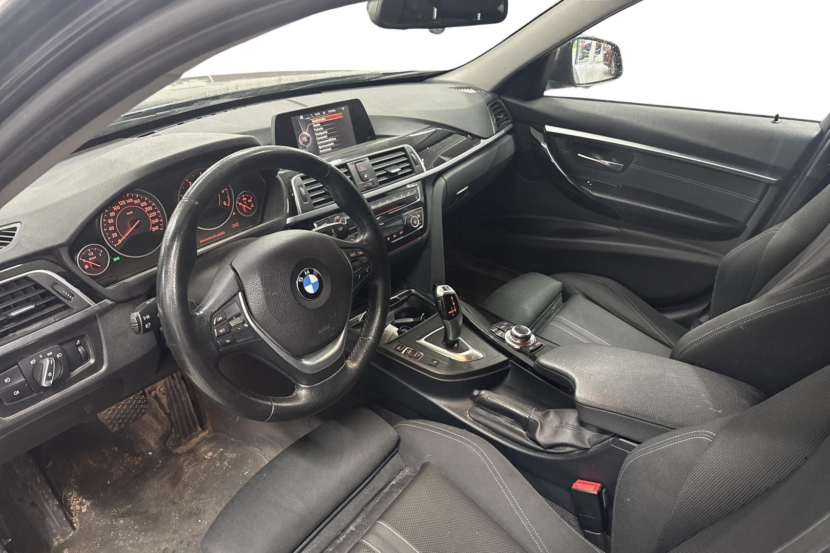 BMW 320 2016