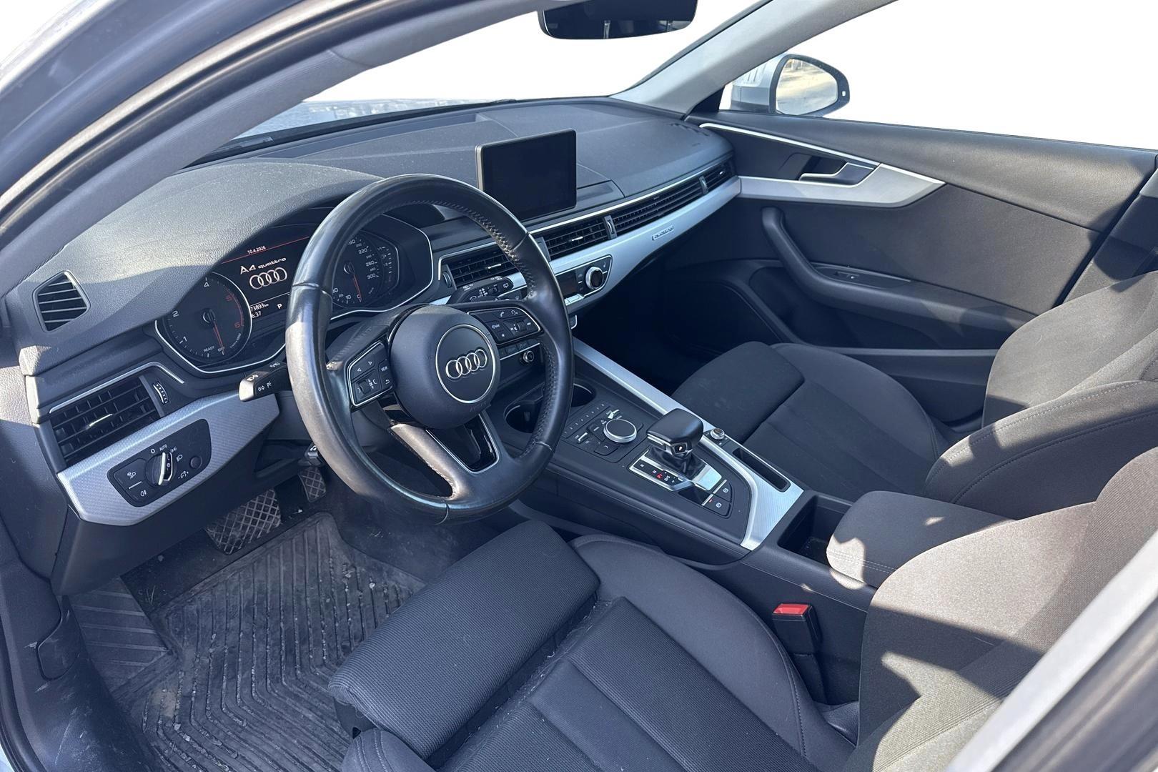 AUDI A4 2016