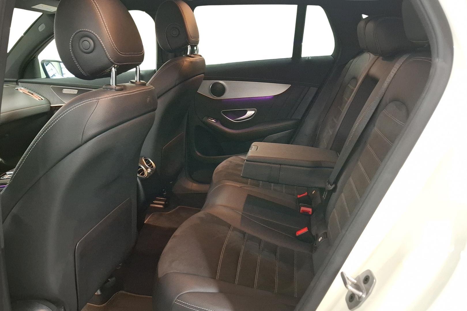 Mercedes-Benz EQC 10