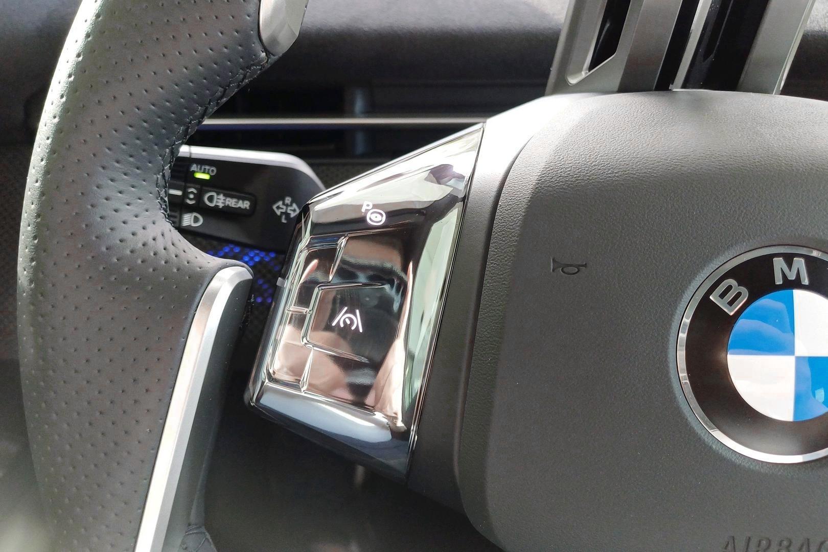 BMW iX3 2026