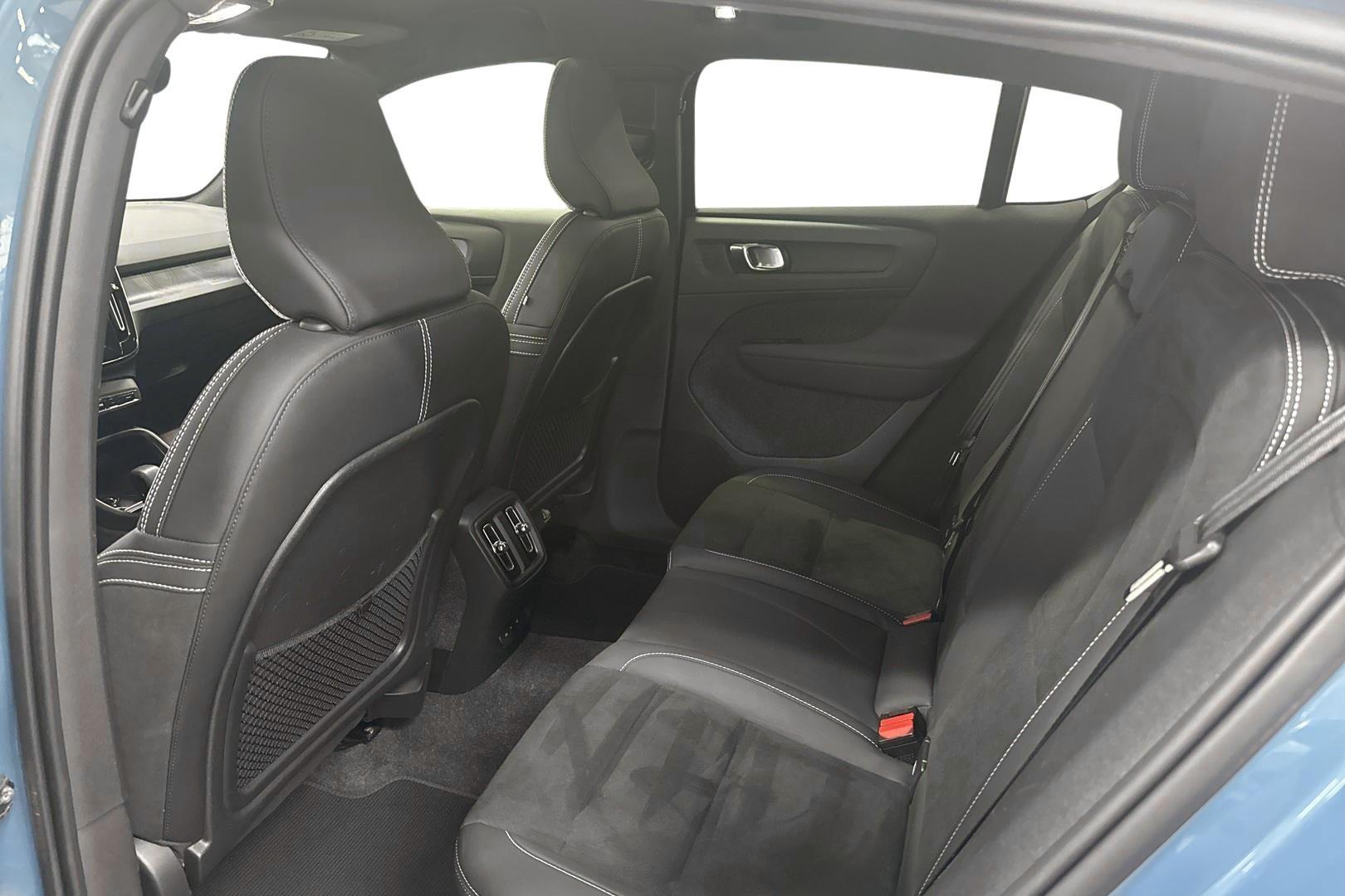 Volvo C40 2022