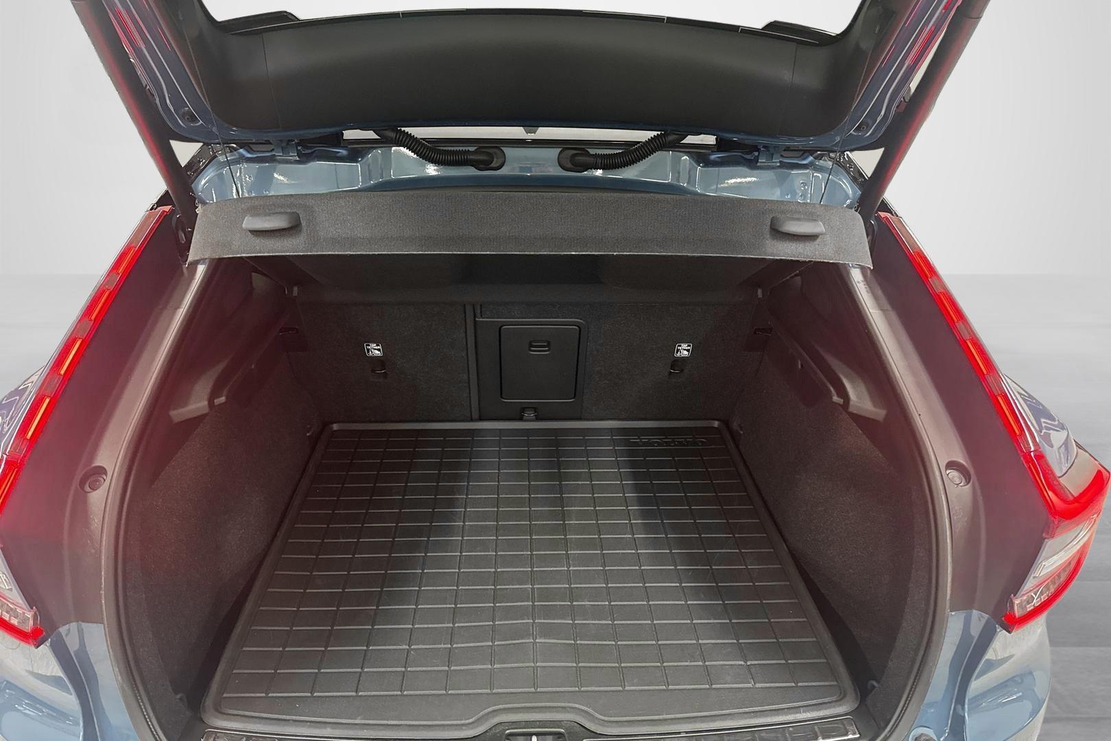 Volvo C40 2022