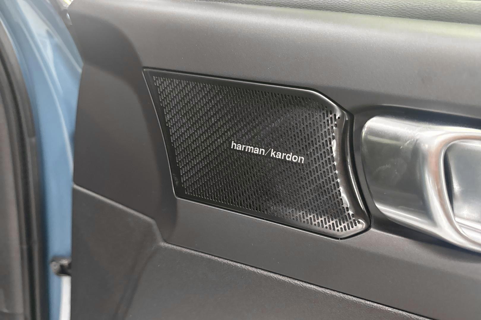 Volvo C40 2022