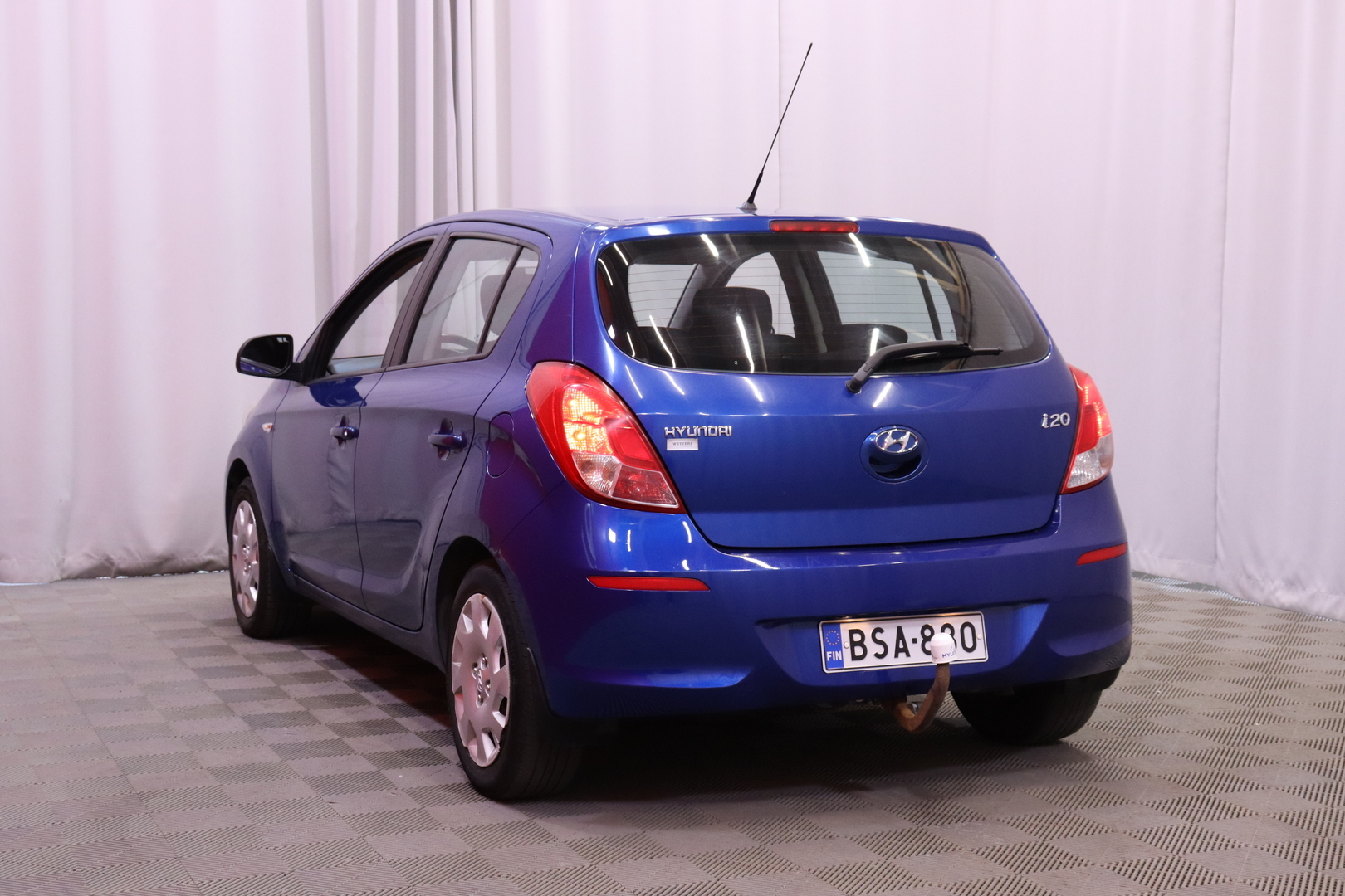 HYUNDAI i20 2013