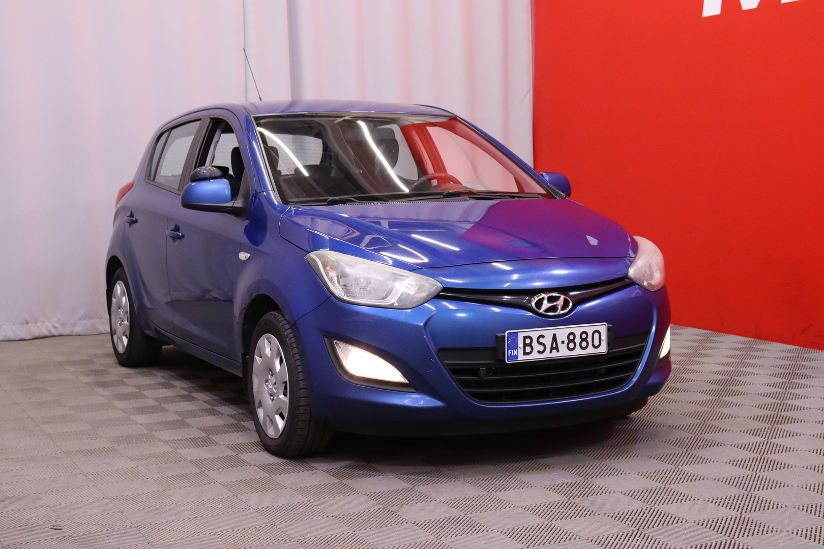 HYUNDAI i20 2013