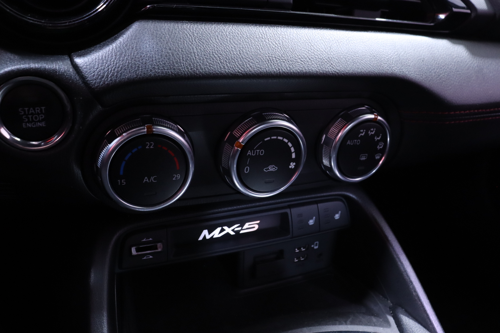 MAZDA MX-5 2017