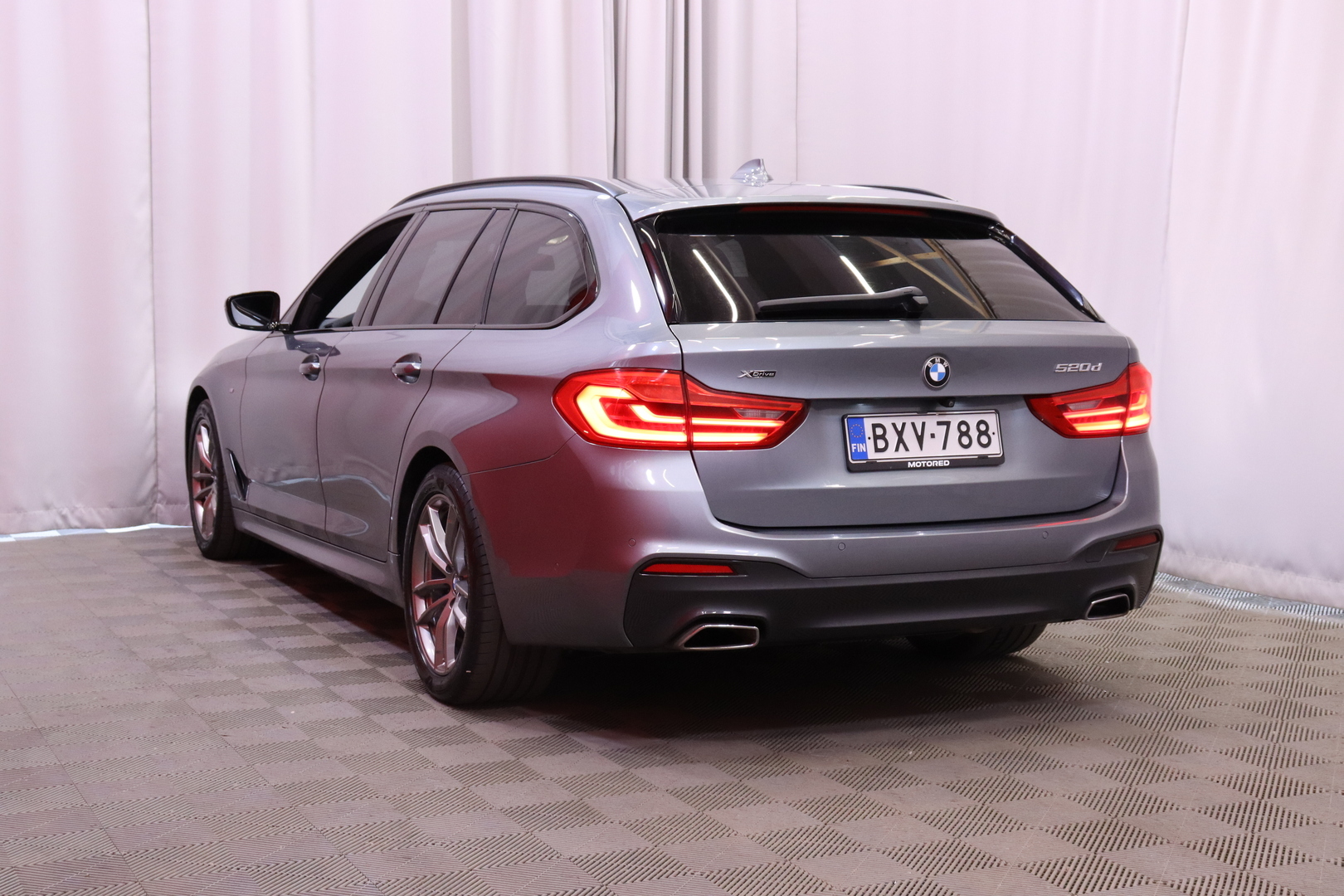 BMW 520 2019