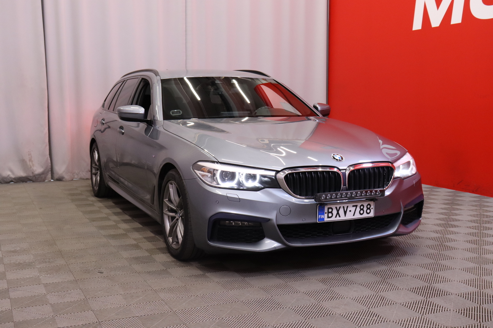 BMW 520 2019