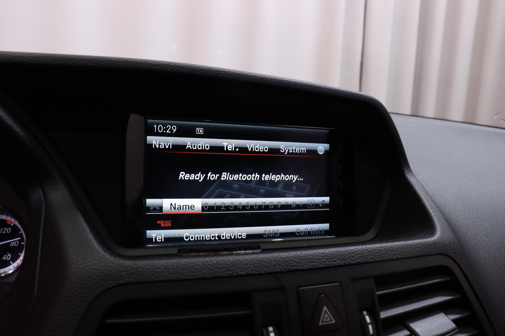 MERCEDES-BENZ E 2012