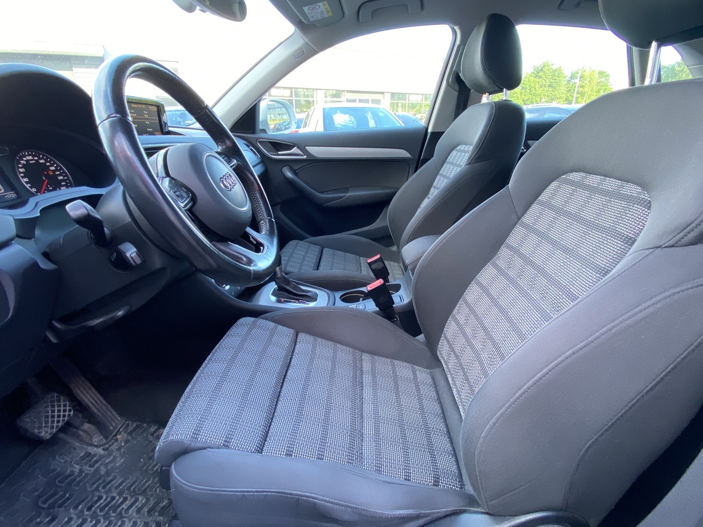 AUDI Q3 2014