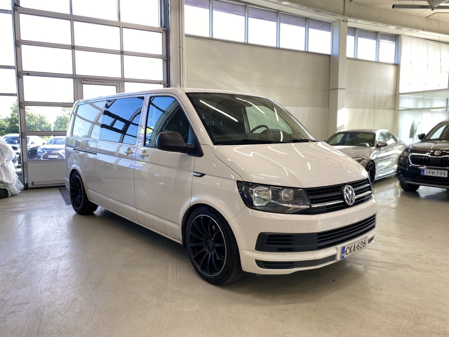 VOLKSWAGEN Transporter 2016