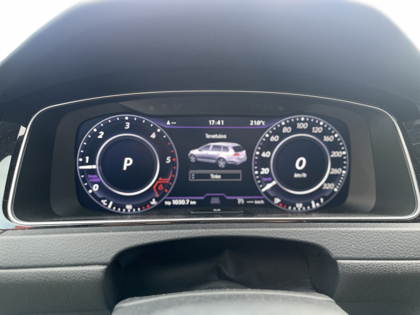VOLKSWAGEN Golf 2017