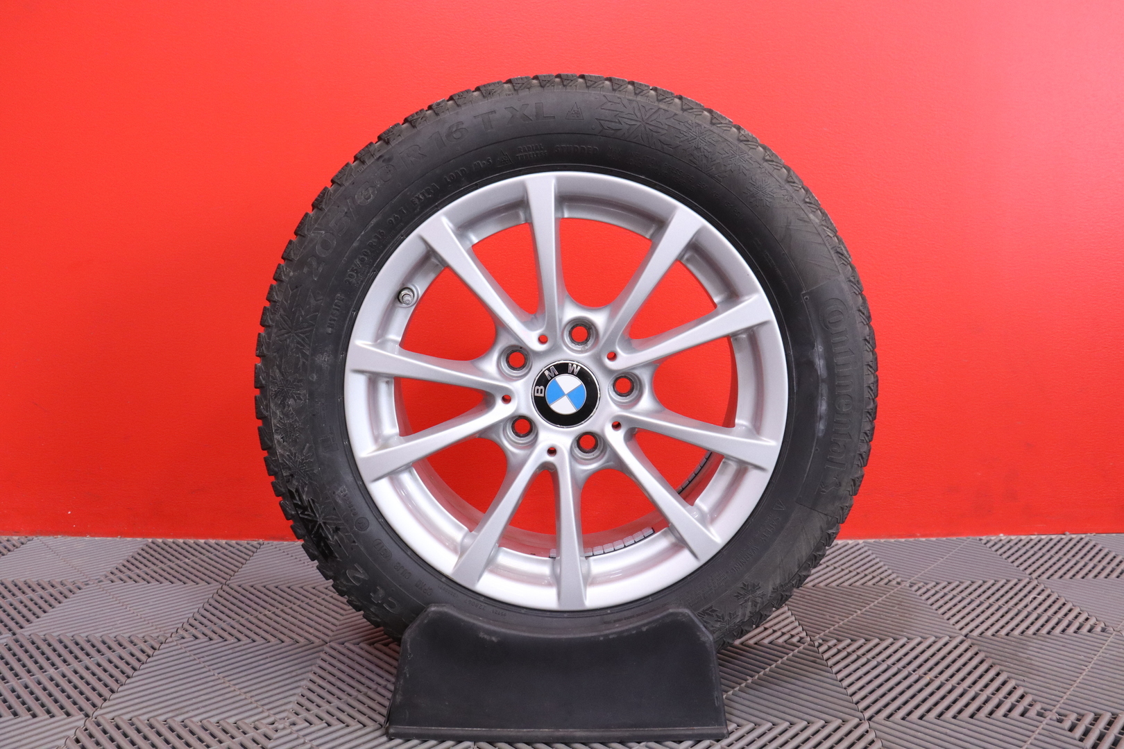 BMW 318 2018