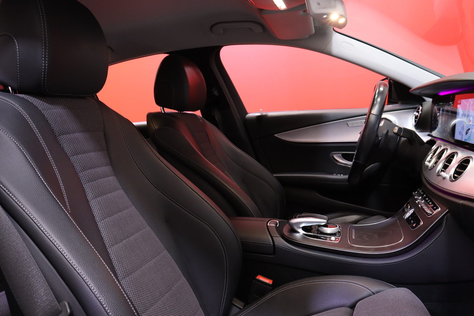 MERCEDES-BENZ E 2019