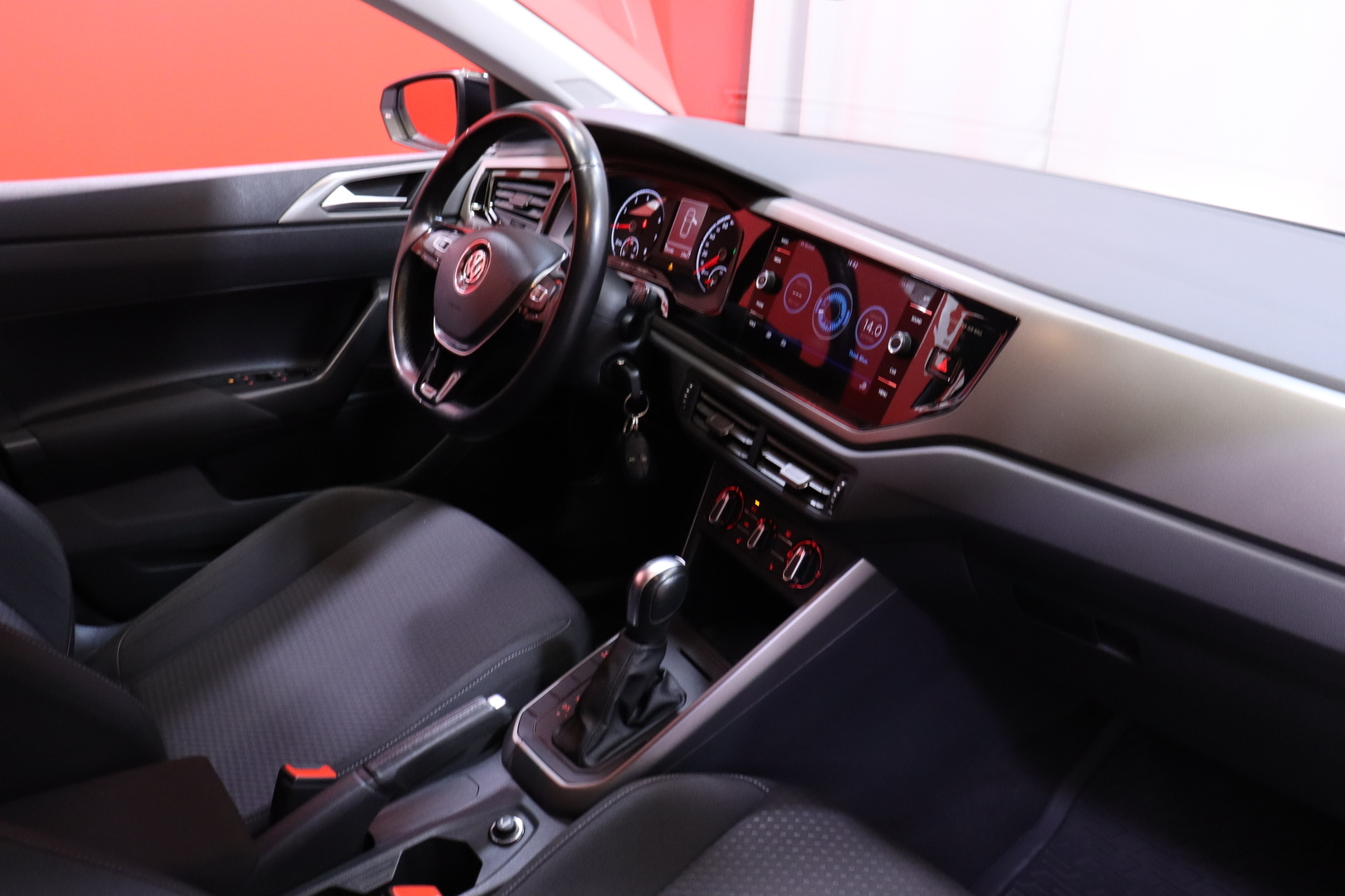 VOLKSWAGEN Polo 2019