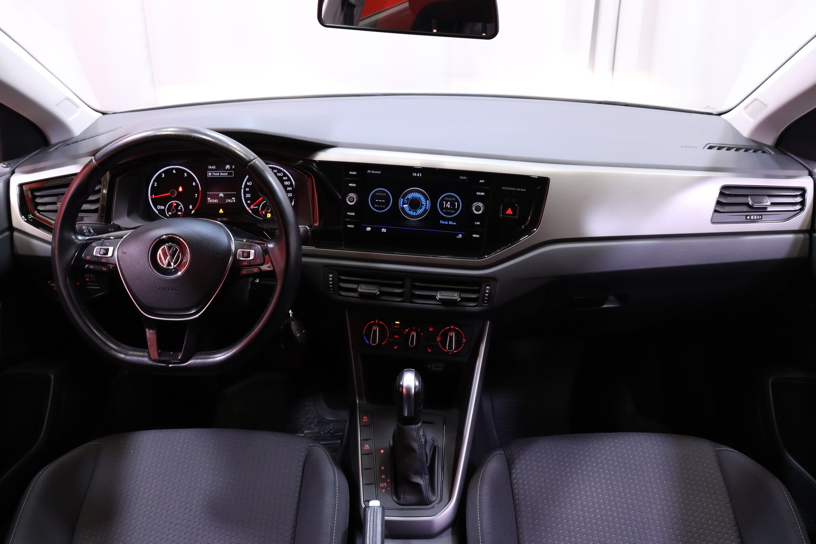 VOLKSWAGEN Polo 2019