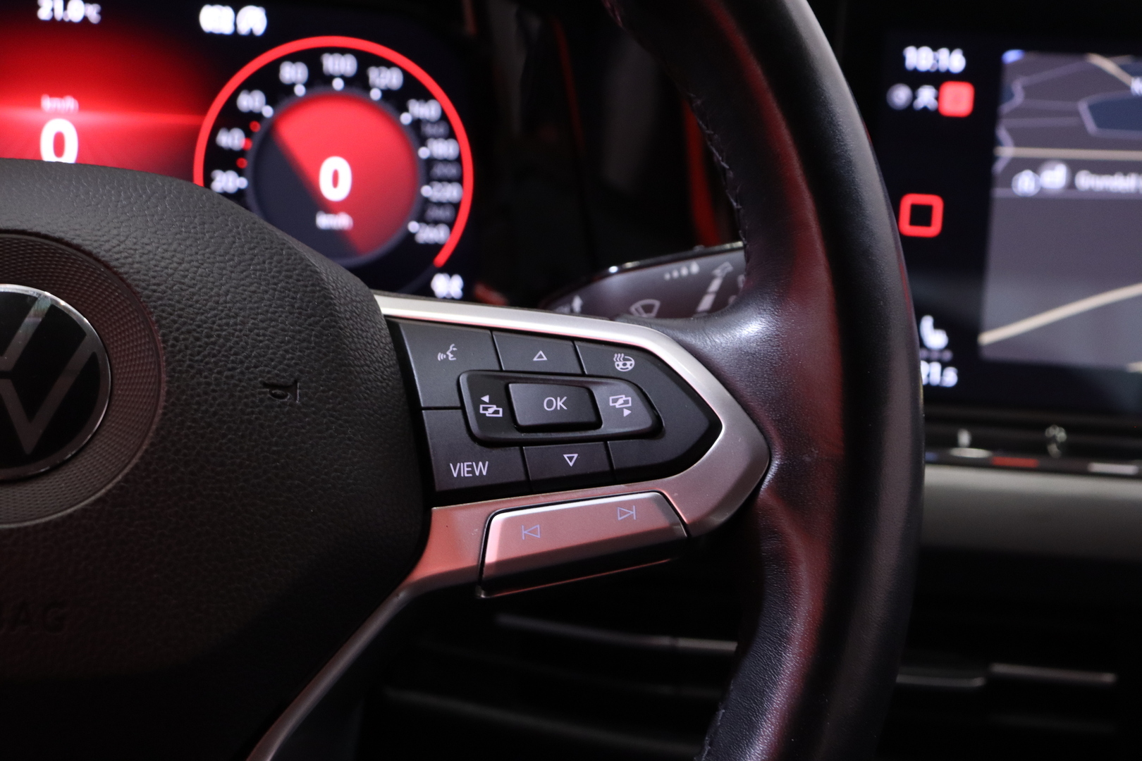 VOLKSWAGEN Golf 2020